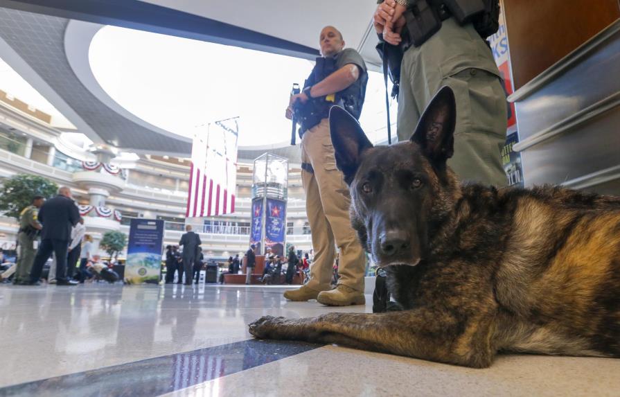 Estados Unidos aumenta seguridad por el 4 de Julio y prevé largas filas en aeropuertos