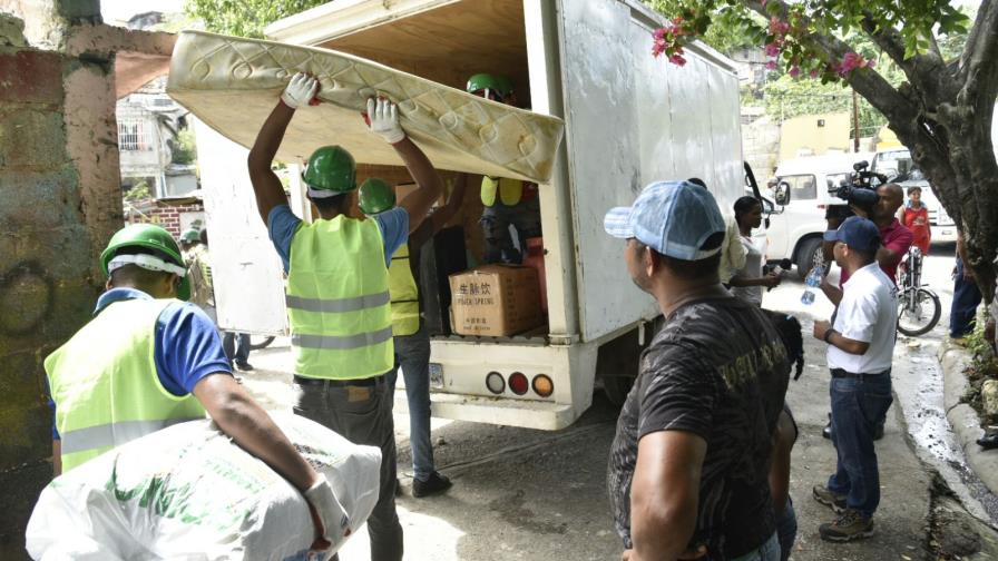 Se inicia traslado definitivo de familias que residirán en La Nueva Barquita