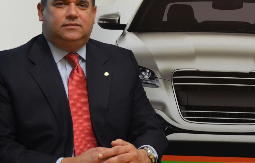 Banco BHD León realiza feria de vehículos Fleximóvil 2016