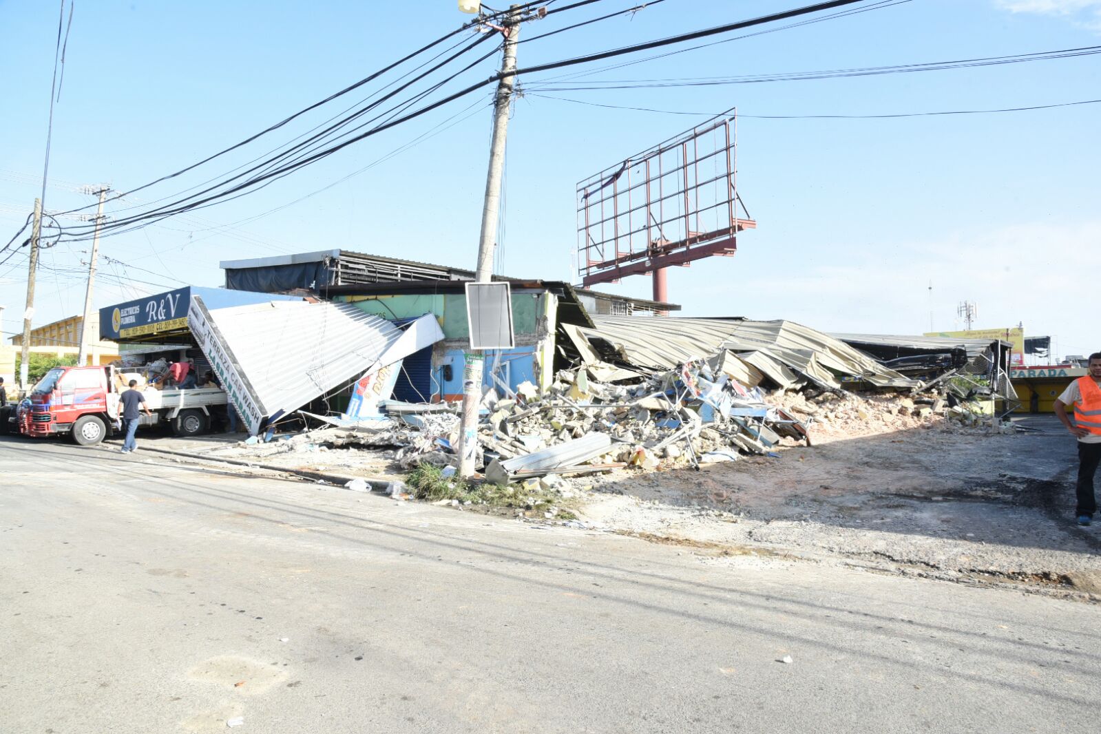 Negocios desalojados