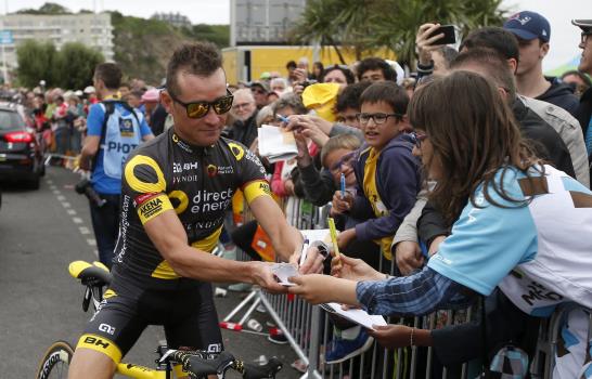 Cavendish gana la 3ra etapa del Tour de Francia, Sagan sigue líder Cavendish gana la 3ra etapa del Tour de Francia, Sagan sigue líder