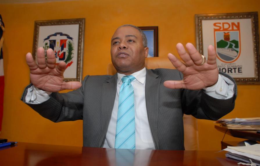 Alcalde de Santo Domingo Norte admite su derrota