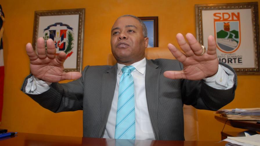 Alcalde de Santo Domingo Norte admite su derrota