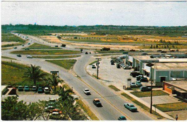 Avenidas Máximo Gómez y John F. Kennedy.