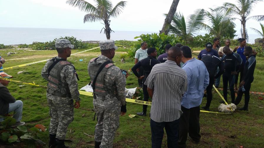 Recuperan cadáver de un hombre que cayó al mar Caribe