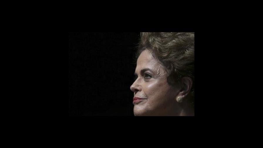 Dilma Rousseff lanza campaña para luchar contra su destitución