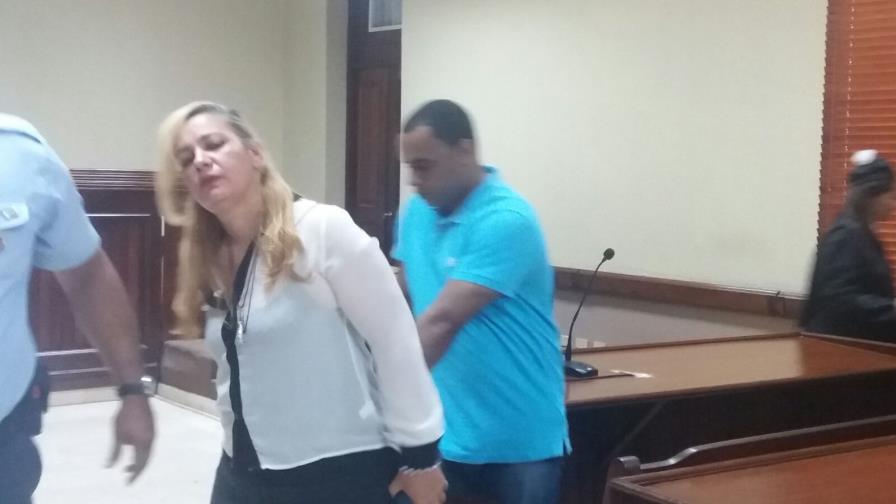 Condenan a pareja acusada de abuso sexual y prácticas satánicas en contra de tres adolescentes Condenan a pareja acusada de abuso sexual y prácticas satánicas en contra de tres adolescentes