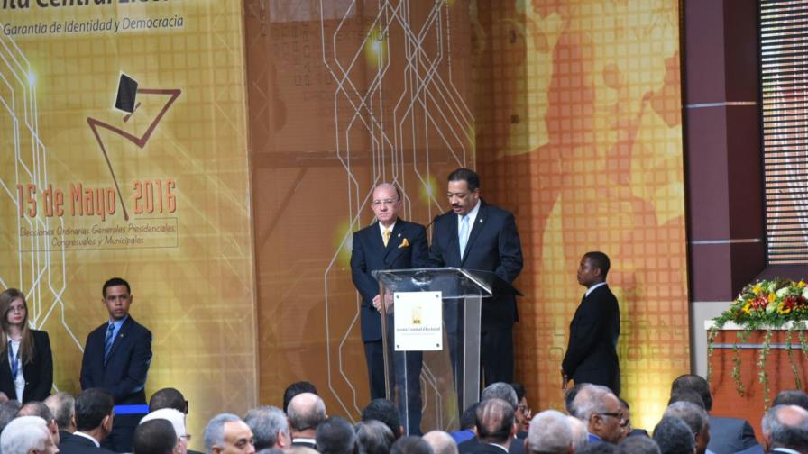 JCE empieza entrega de certificados a candidatos ganadores de pasados comicios