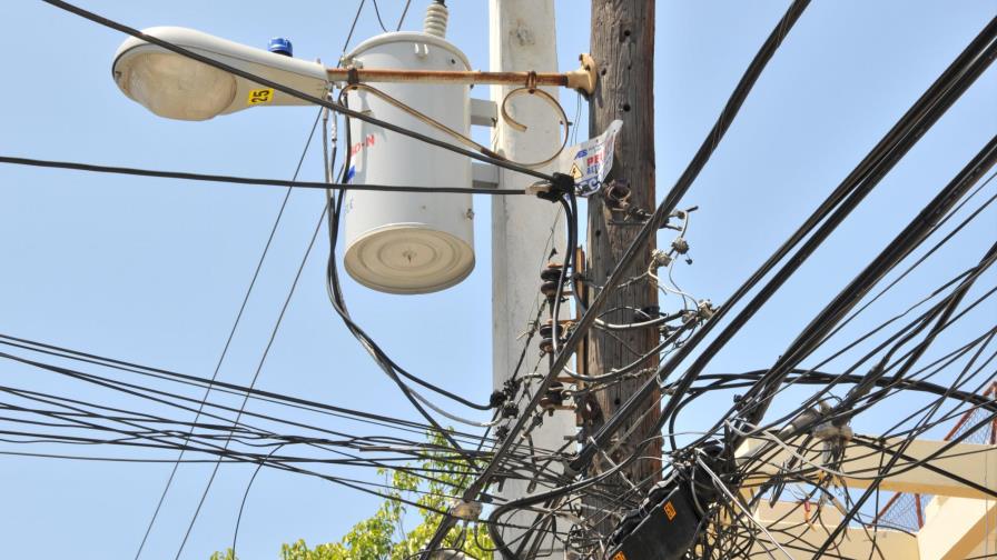 Compañía “Luz y Fuerza” en las Terrenas revisa alta facturación