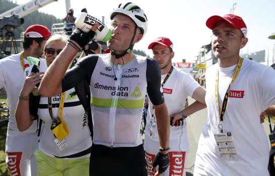 Steve Cummings gana 7ma etapa del Tour, que llega a los Pirineos 