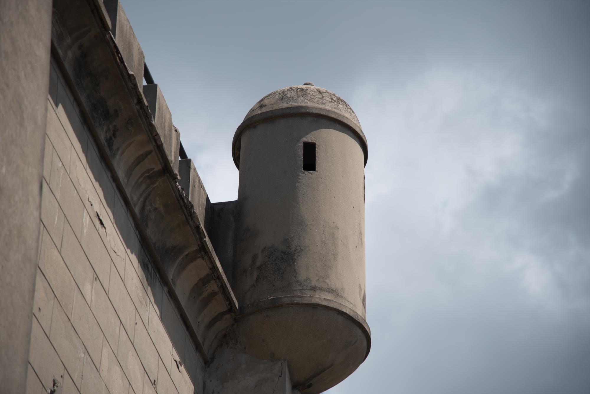 Detalle de lo alto en la muralla