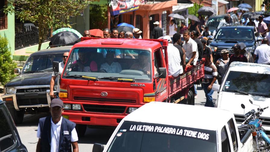 Declaran tres días de duelo en Sánchez por accidente que dejó 18 muertos Declaran tres días de duelo en Sánchez por accidente que dejó 18 muertos