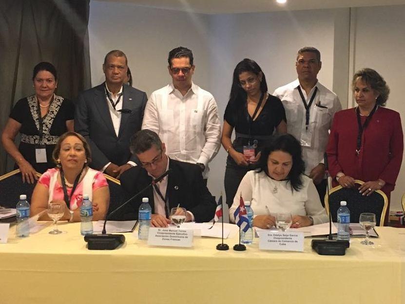 Las ZF dominicanas  y Cámara de Comercio de Cuba firman convenio