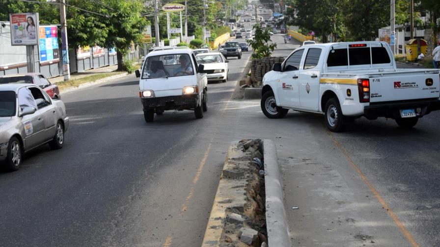 Ediles de Santiago cuestionan aprobación “ilegal” de un retorno vial en la avenida Estrella Sadhalá