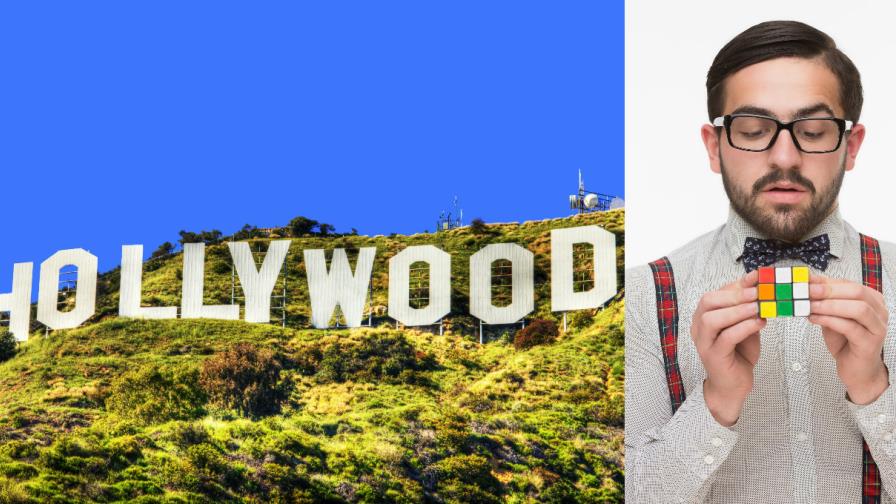 Un letrero gigante y un cubo mágico Un letrero gigante y un cubo mágico