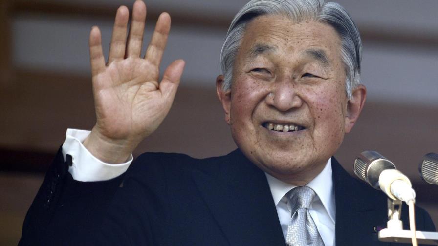 El emperador nipón Akihito tiene previsto abdicar “en los próximos años”