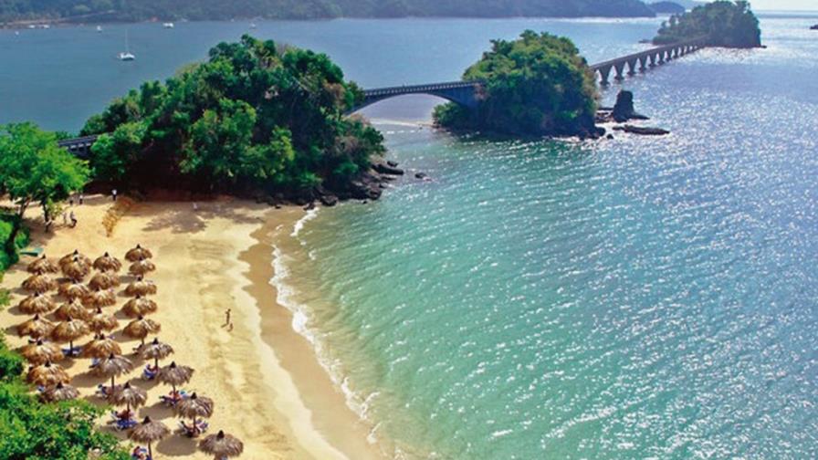 Clúster Turístico de Samaná pide garantizar seguridad jurídica y enfrentar invasiones de terrenos 