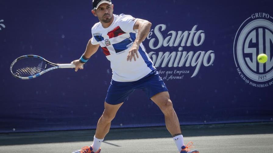 Víctor Estrella vence al estadounidense Novikov en torneo de Newport