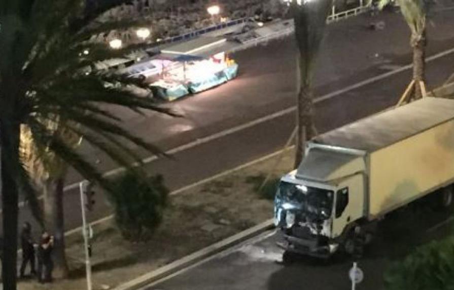 El autor de la matanza de Niza llevaba el camión cargado con armas