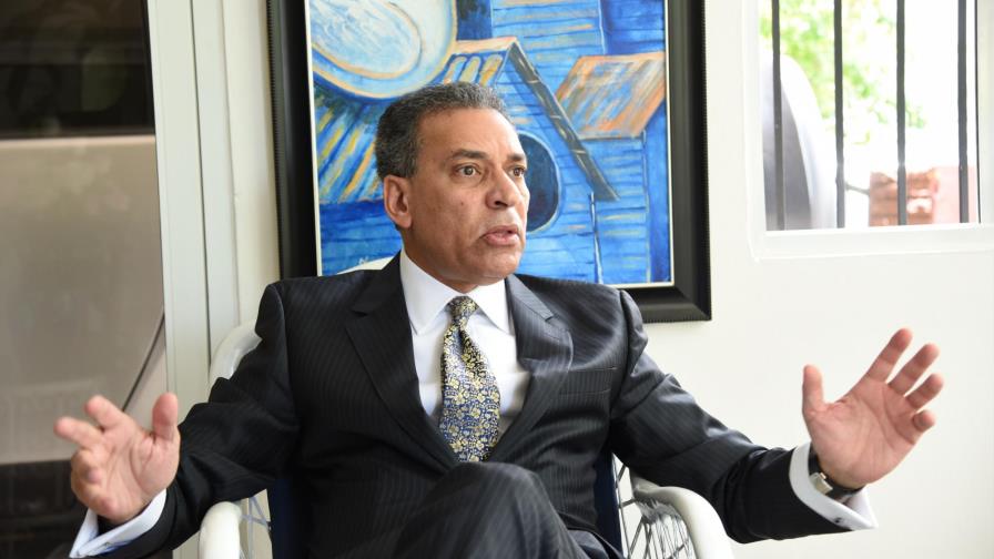 “En ningún país se construye escuela cerca de río”