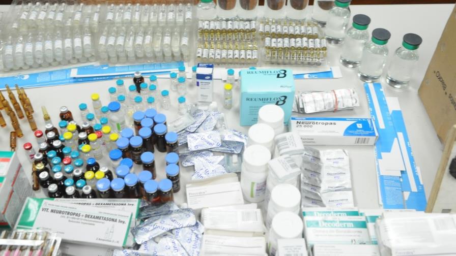 Decomisan cerca de RD$260 millones en medicamentos, bebidas y cigarrillos ilícitos
