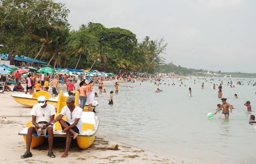 Hoteleros advierten proyecto para playas y ríos es “deficiente y contradictorio”
