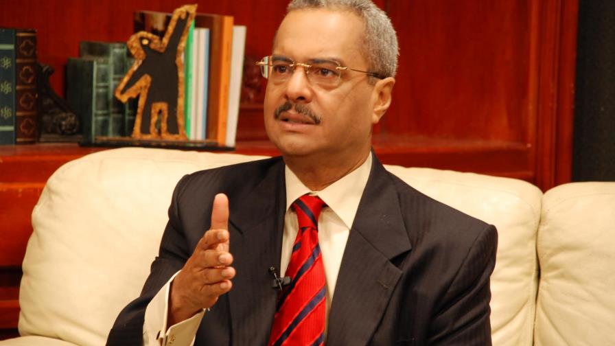 Gobierno ofrecerá a los médicos RD$8 mil millones al año; abarca mejora salariales, pensiones e incentivos