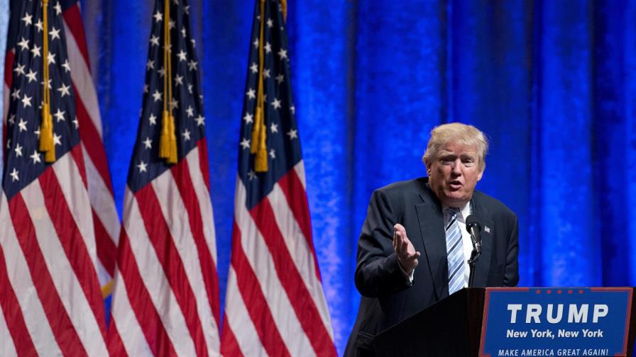 Republicanos hispanos esperan que Donald Trump se retracte de comentarios ofensivos
