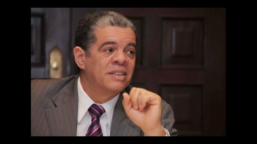 Amarante Baret dice CODIA estudia caso de construcción de escuela próximo a río