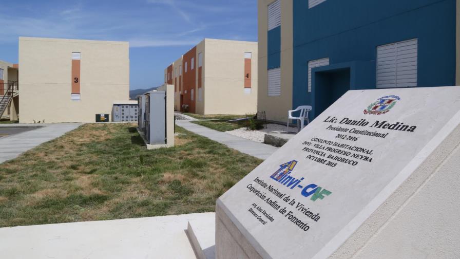 Medina promete hospital en Neyba; dice que el de Monte Grande va