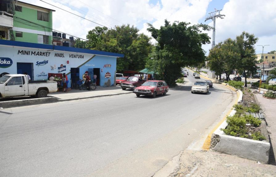 Ola de robos y asaltos afecta a la comunidad en Sabana Perdida