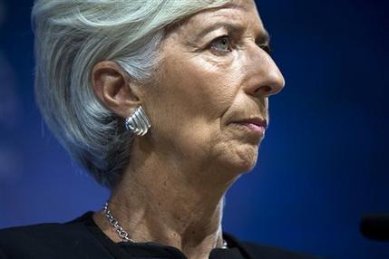 Jefa del Fondo Monetario Internacional será enjuiciada en Francia