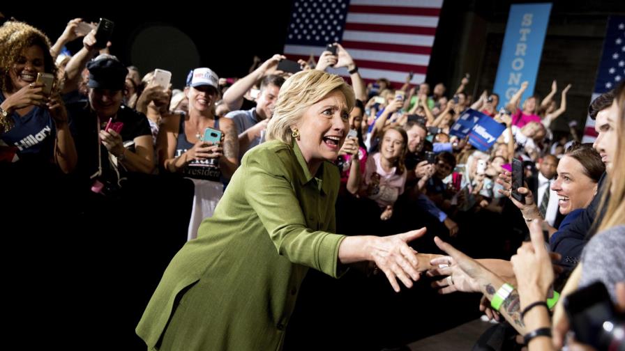 Clinton tiene más votos anti Trump que entusiastas de ella 