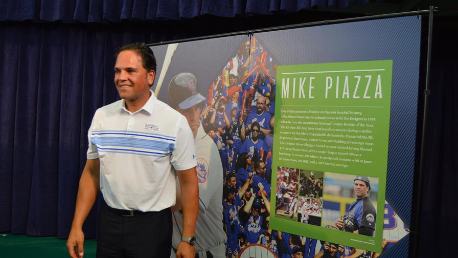 Mike Piazza reflexiona sobre su tiempo en República Dominicana