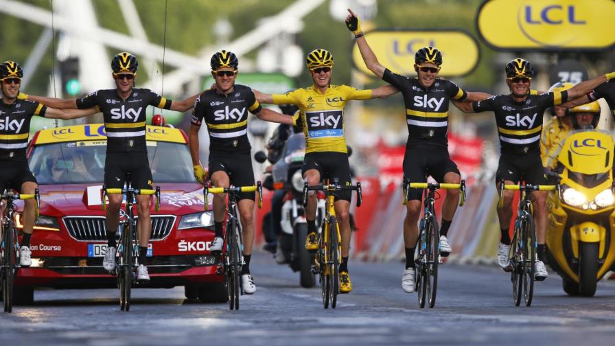 El británico Chris Froome gana su tercer título del Tour de Francia