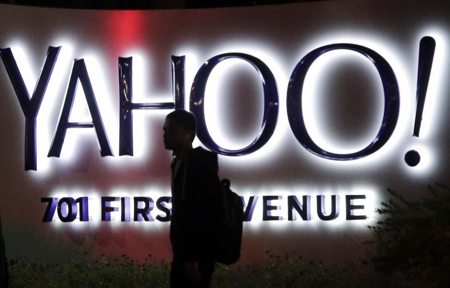 Verizon confirma compra de Yahoo por 4,830 millones de dólares