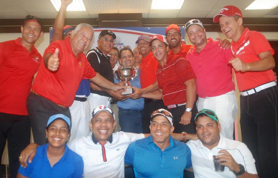 Liga Guavapool gana  golf Tour Generales
