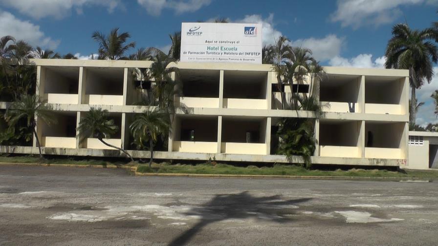 ADP reclama inicio construcción de Escuela de Turismo en Higuey