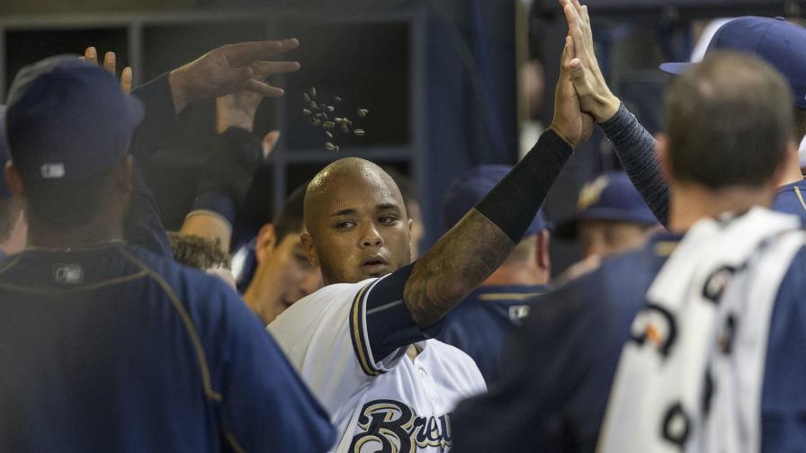 Cerveceros pegan cuatro jonrones y vencen a Diamondbacks 