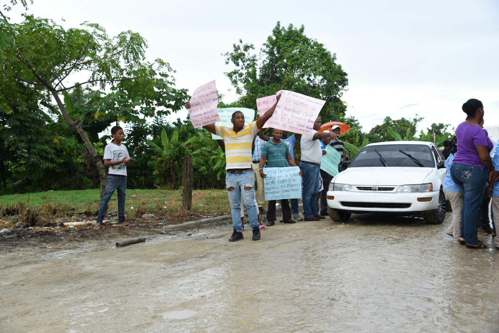 Llamaron la atención, a propósito de que el presidente Danilo Medina inauguró la escuela básica Los Casabes.