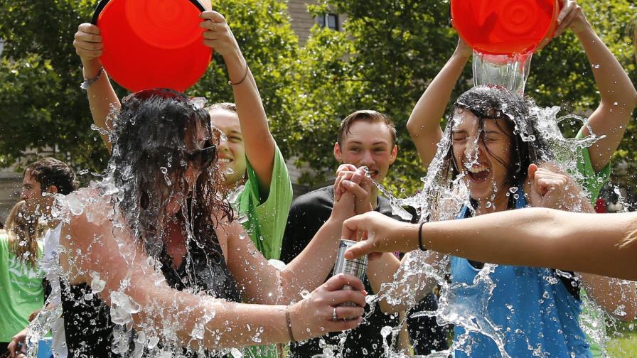 ¿Para qué sirvió el reto del balde de agua fría?
