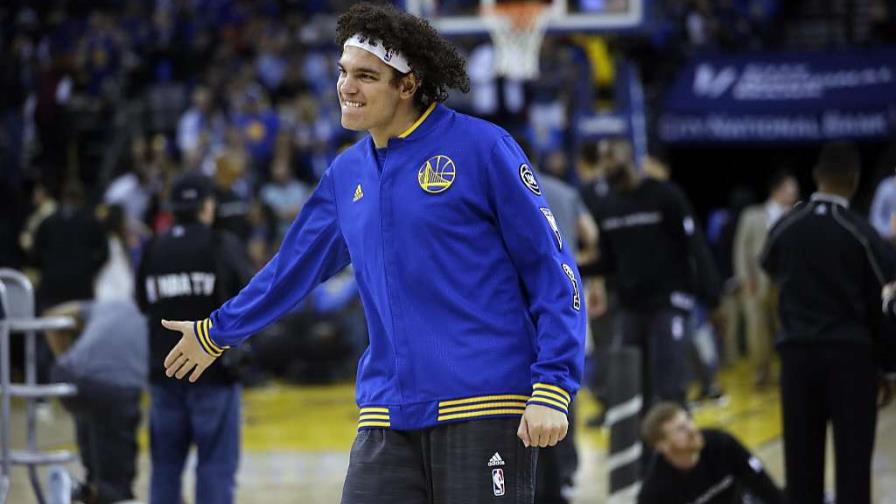 Brasil pierde a Varejao por lesión en la espalda