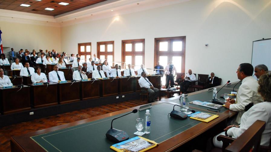 Pacto de partidos en cabildos podría fracasar este año