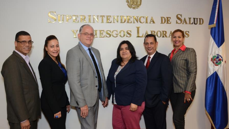 Superintendencia de Salud informa que avanza el plan de salud para los policías pensionados y jubilados