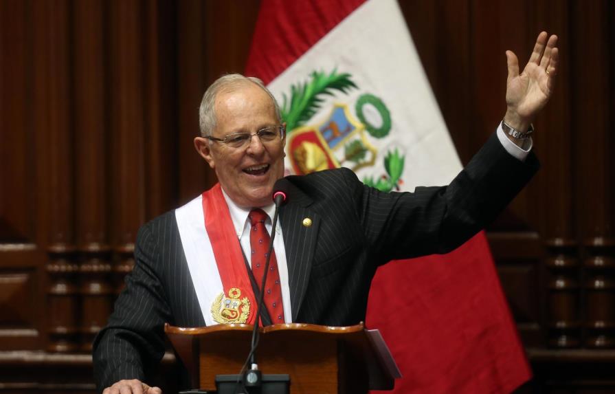 Nuevo presidente de Perú expresa su compromiso total en la lucha contra la corrupción