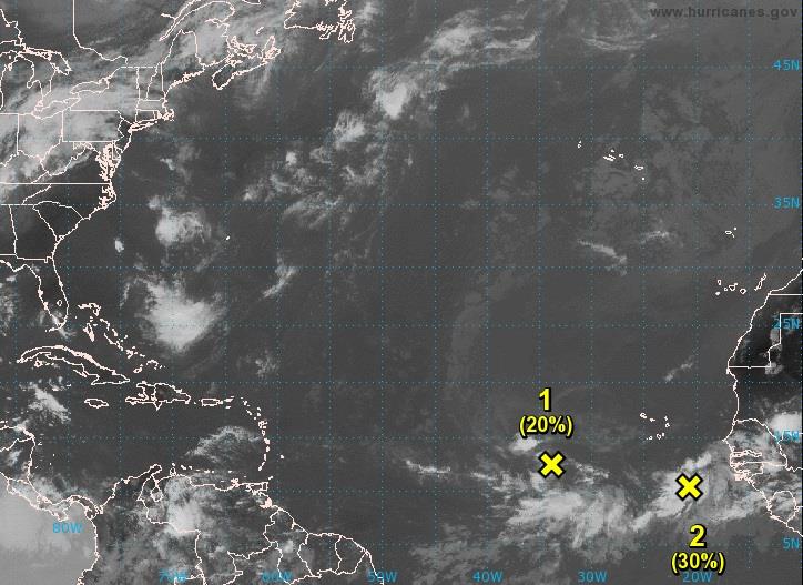 Meteorología pronostica continuación aguaceros; da seguimiento a campos nubosos en el Atlántico