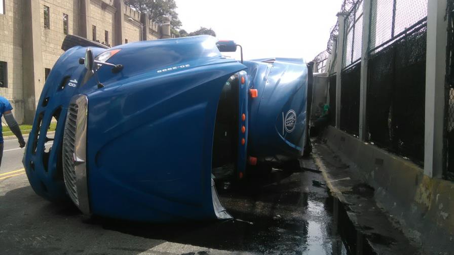 Patana se accidenta en la Avenida del Puerto