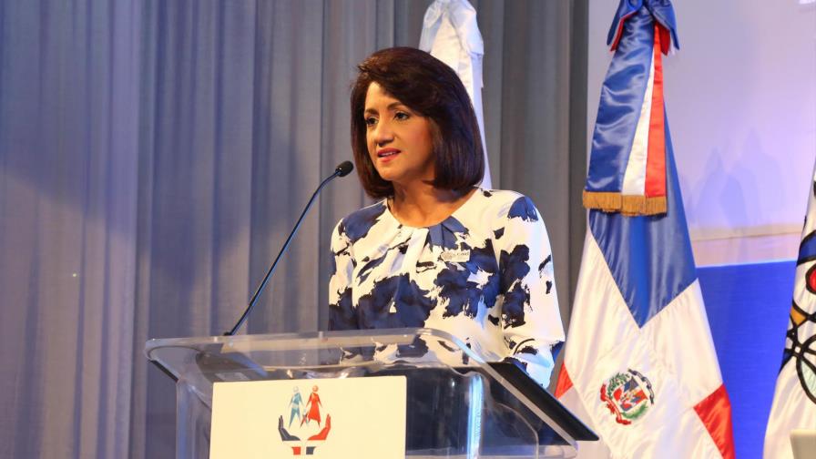 Primera Dama: Padres son escudos contra la violencia