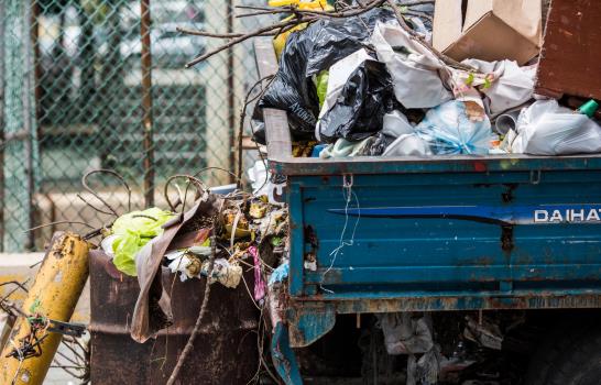 Vecinos de Ciudad Nueva critican basurero detrás de la Fiscalía