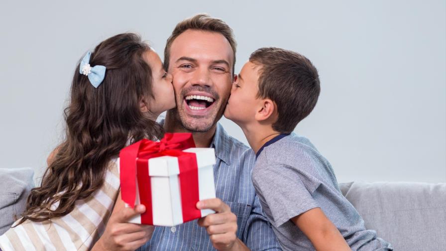 La figura del padre en la cultura dominicana tiene diferentes connotaciones La figura del padre en la cultura dominicana tiene diferentes connotaciones